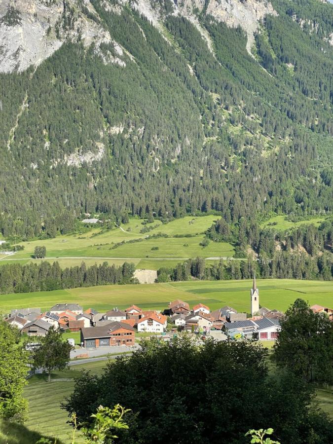Gasthaus Beverin Farden Esterno foto